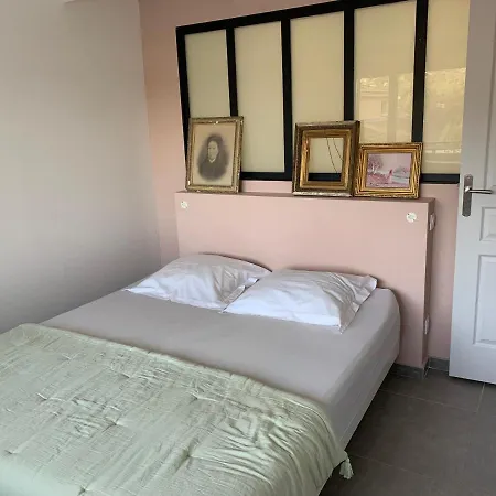 Apartman : La Chapelle Du Prieure
